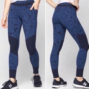 Athleta Blue Leaf Print Ribbed Section High Rise Athletic Leggings X-Small